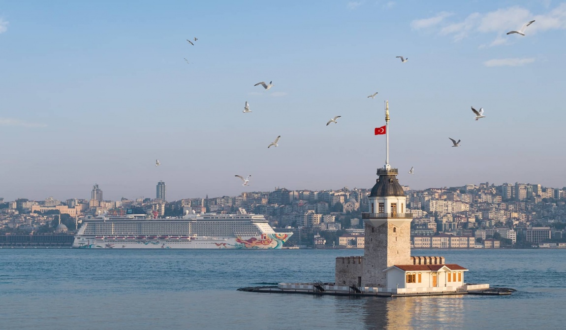 Maiden's Tower A Journey to Istanbul's Mysterious Landmark 